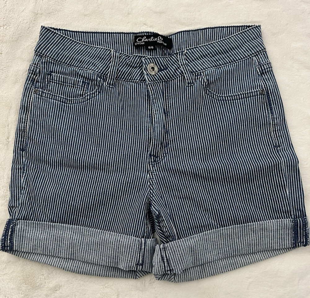 Charlie B Striped Denim Shorts Womens Size 6 Blue Cuffed Casual Stretch